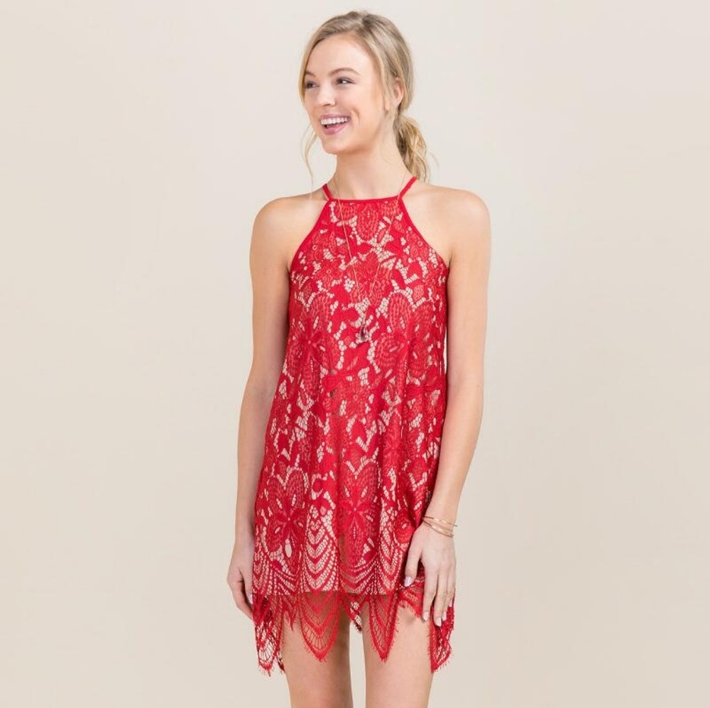 Francescas Michelle Scalloped Lace Halter Dress